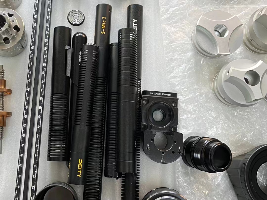 Vai trò của gia công CNC trong sản xuất chính xác của các bộ phận cố định ánh sáng