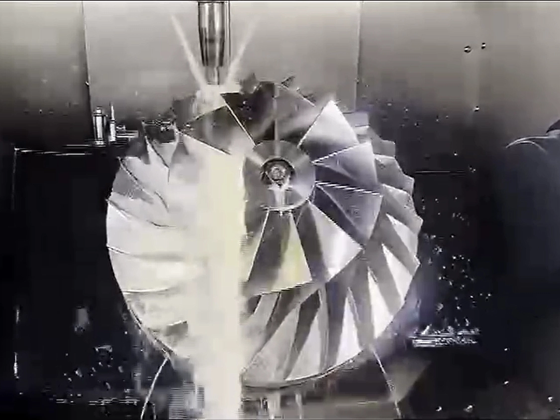 Да ли је ЦНЦ машинска обрада са 5 осовина кључ за прецизно инжењерство?